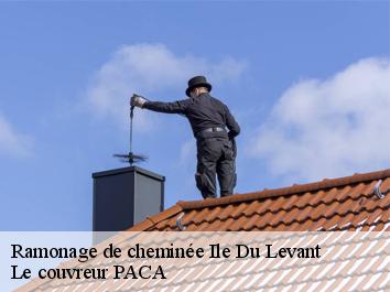 Ramonage de cheminée  ile-du-levant-83400 Le couvreur PACA